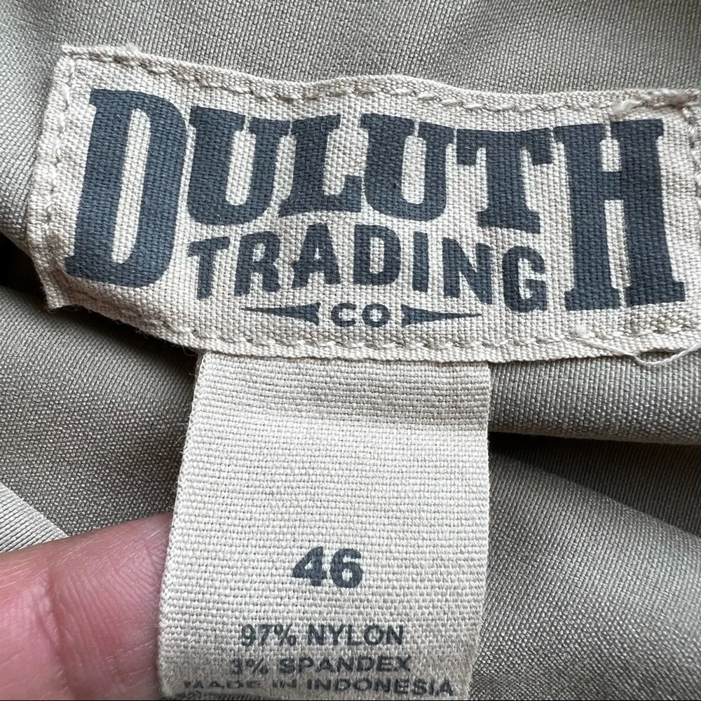 Duluth Trading Flex Dry on the Fly Cargo Shorts - Size 46